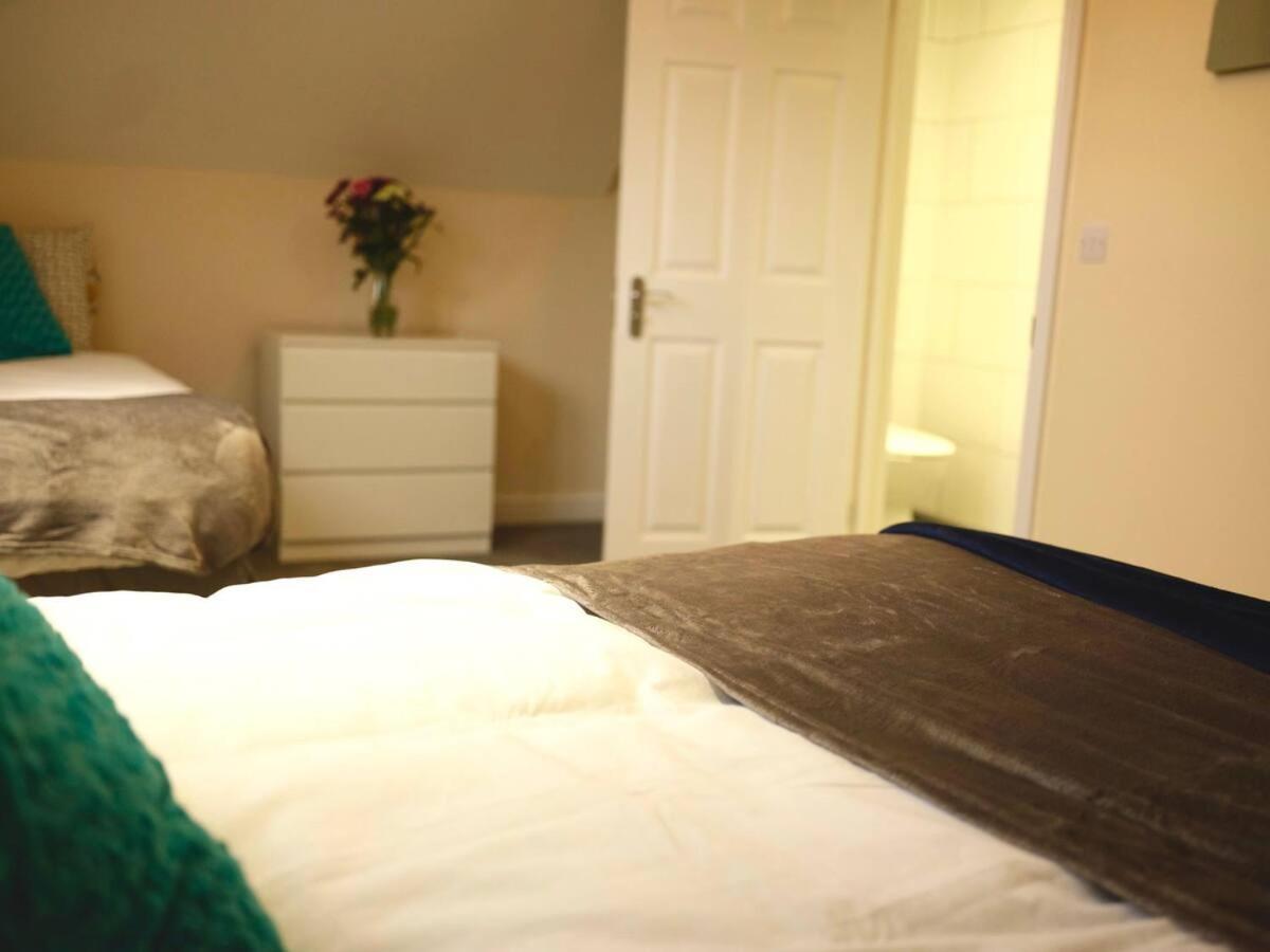 Short Term Lets From £15 Per Person Per Night Apartman Bristol Kültér fotó