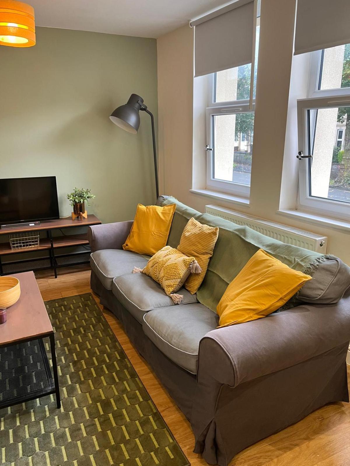 Short Term Lets From £15 Per Person Per Night Apartman Bristol Kültér fotó