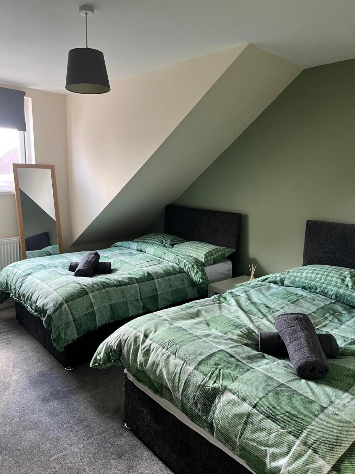 Short Term Lets From £15 Per Person Per Night Apartman Bristol Kültér fotó